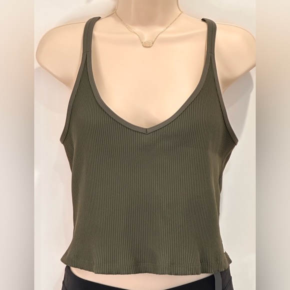 Vuori All The Feels Ribbed Strappy Tank Top Green Cropped Athleisure Yoga XL - Picture 5 of 11